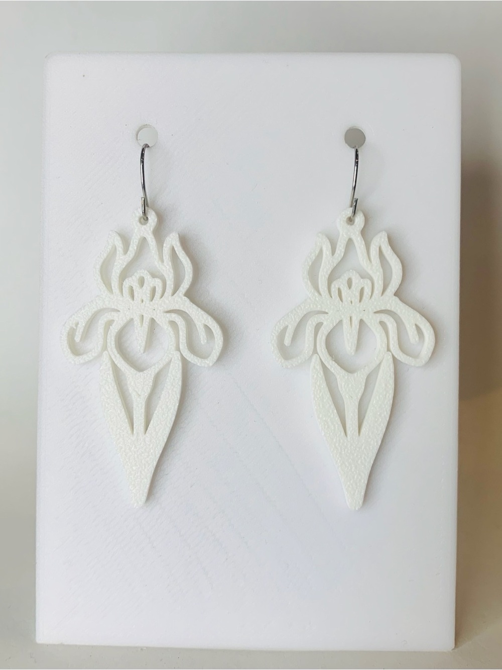 White Floral Cutout Drop Earrings